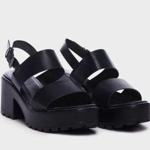 Dollskill Black Chunky Platform Sandals Size 5.5/6 - Never Worn